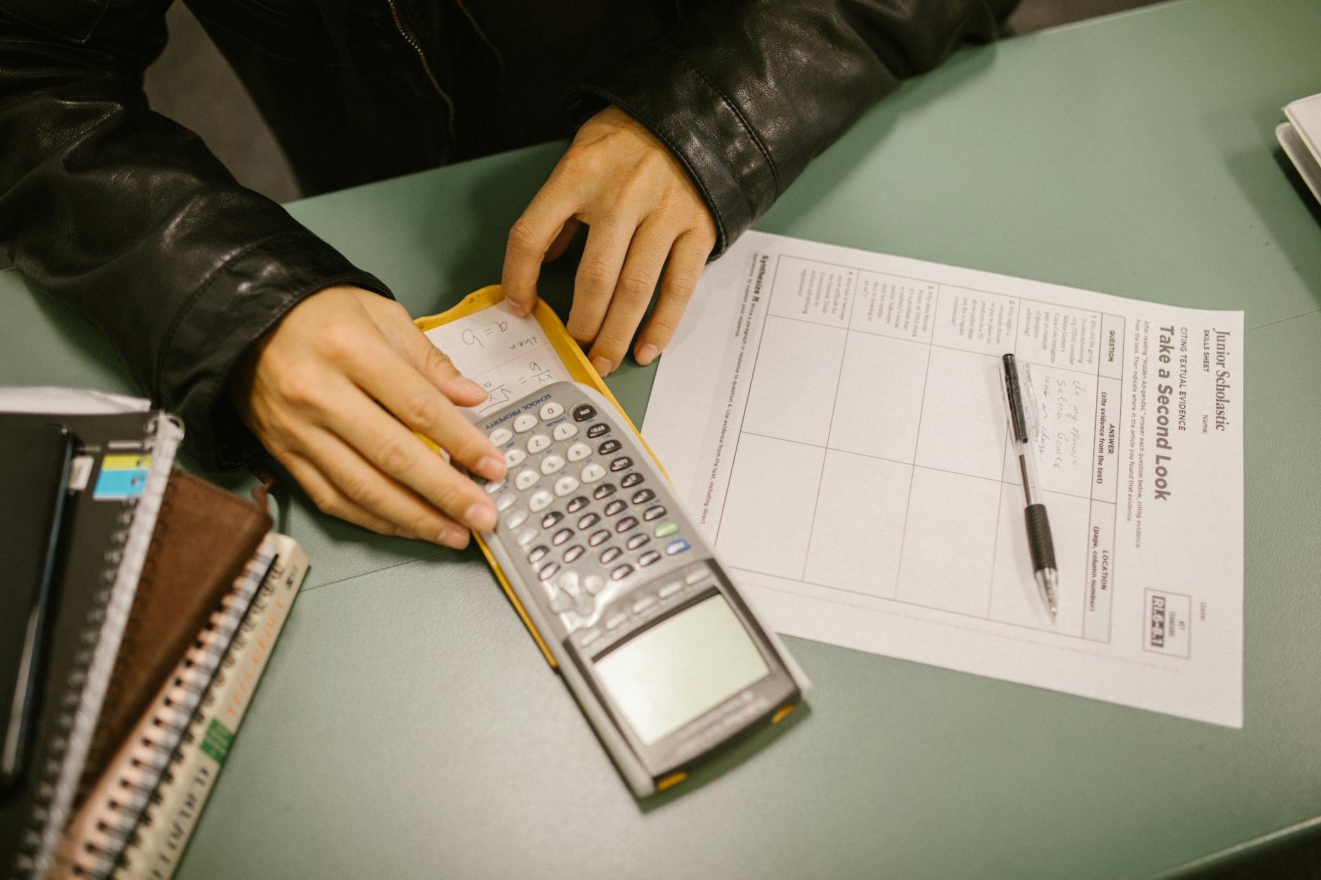 How to calculate a calorie deficit for weight loss (without overcomplicating it)